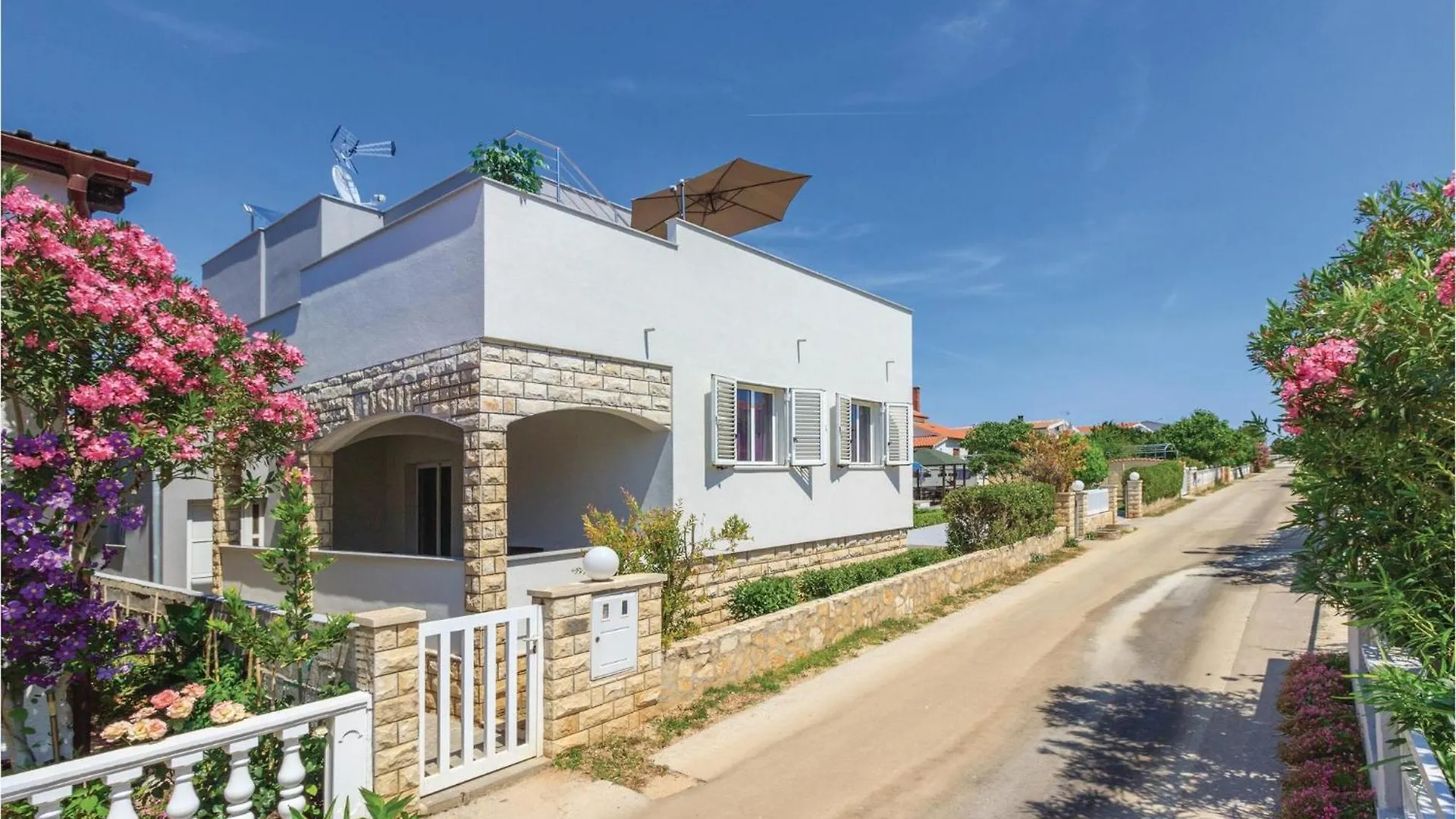 Beautiful Home In Vir With Wifi Casa vacanze